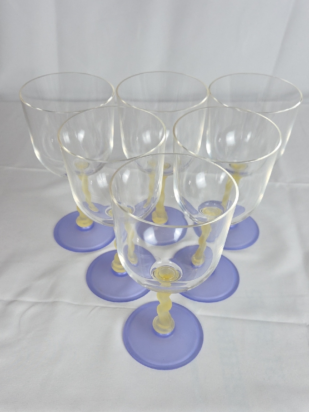 Plastic Pool Side or Outdoor 12 OZ. wine glasses. - Picture 8 of 8